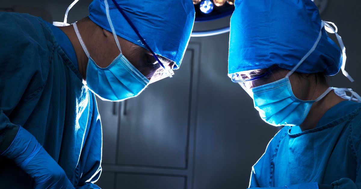 جراح تیروئید