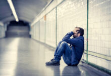 چه زمانی باید به روان‌پزشک مراجعه کنیم؟