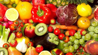 ایرانی‌ها سبزی و میوه نمی‌خورند؛ اقتصاد مقصر است؟