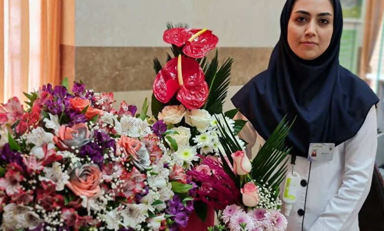 تجسم استقامت و مراقبت در پرتو روش درمان در یک زن