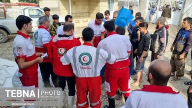 رهاسازی ۵۹۱ خودروی گرفتار در برف و سیلاب / ۱۳ هزار نفر امدادرسانی شدند/ اسکان اضطراری ۱۰۹۶ نفر 