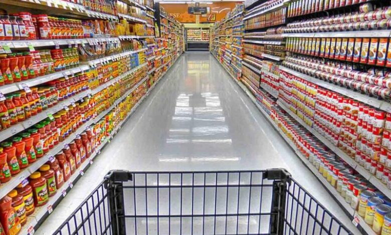 پایبندی به قوانین بالادستی در واردات کالاهای اساسی