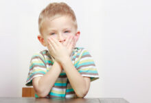 رفتارهای ممنوعه با کودکان مبتلا به لکنت زبان