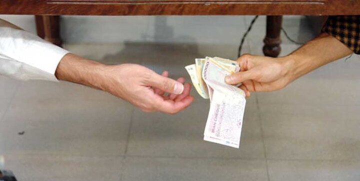 زمانی که سلامت نیاز به پیش پرداخت دارد. زیر میز، بررسی زخم پنهان سیستم درمان