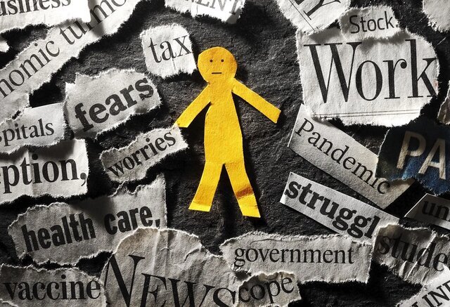 رفتار والدین مهمتر از اخبار است. راه حل روانشناسان برای مدیریت اخبار منفی