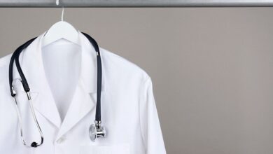 کمبود پزشک نداریم/ ظرفیت پذیرش دانشجو به روال قبلی باز می گردد