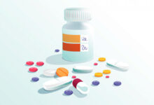 تحریم‌ها و تاخیر در تخصیص ارز باعث شده ۱۵۰ تا ۲۰۰ قلم دارو با کسری مواجه شوند