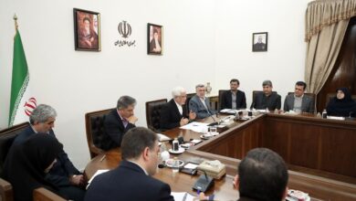 عارف از خدمات کادر درمانی به مصدومان و حادثه دیدگان قدردانی می کند