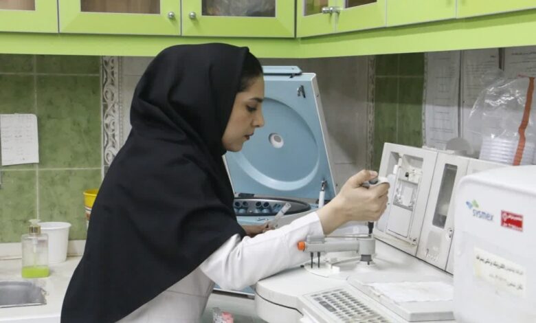 خطر سقوط کیفیت خدمات آزمایشگاهی در سایه بحران اقتصادی و فرسودگی نیروها - خبرگزاری مهر ایران و جهان
