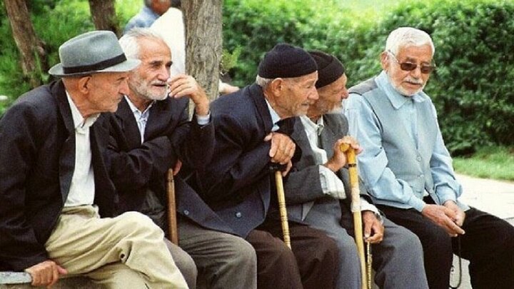 تهران در آستانه پیری است. بچه دار شدن را به تاخیر نیندازید