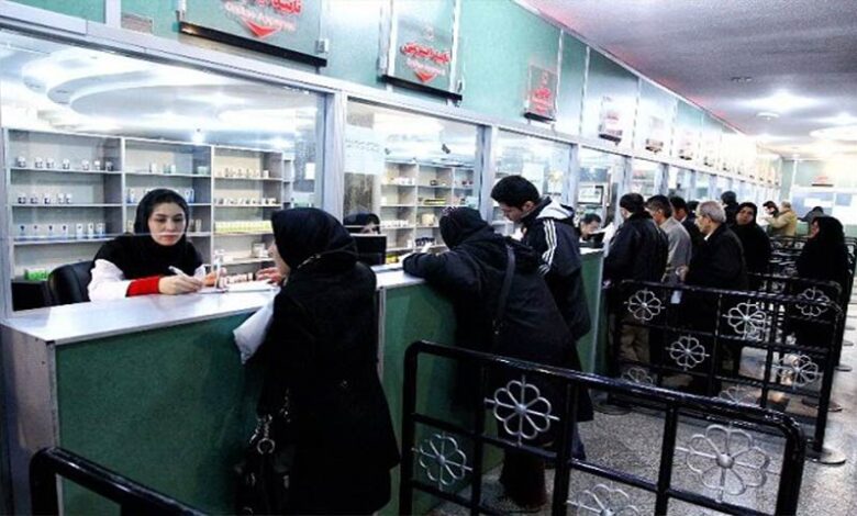 افزایش نگرانی بیماران از گرانی داروها / تبعات تاخیر در تخصیص ارز گریبانگیر مردم