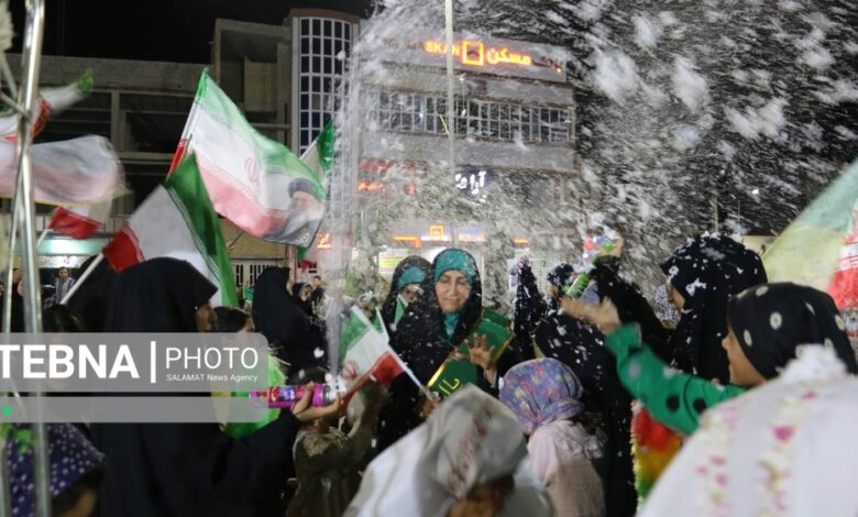 توصیه‌های هلال‌احمر برای پیشگیری از گرمازدگی و خفگی در تجمع تشییع رهبر شهید